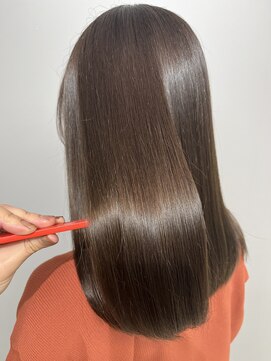 ヘアーアンドビューティーザ エフ(Hair Beauty the F) 髪質改善_艶髪_ブラウン_ミディアム