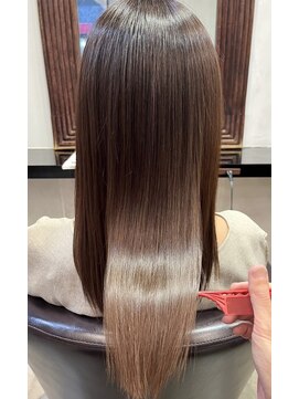 OHI 赤羽店 【コスメ縮毛矯正】で-10歳の艶髪★コスメストレート赤羽縮毛