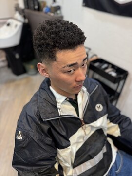 リヴ ヘアワークス(LiVE HAIR WORKS) ボルサリーノパーマ