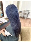 外国風×ブルーグレージュカラー