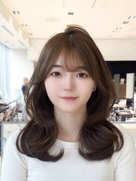 アマトウキョウスマートサロン(AMA TOKYO×Smart Salon) くびれレイヤー/顔まわりカット/くびれ巻き/レイヤーカット