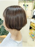 ショートボブ