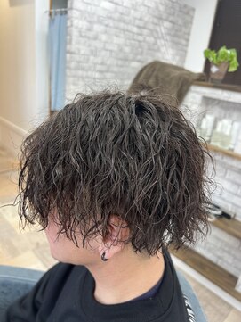 宇城市｜縦落ちツイストスパイラルパーマ