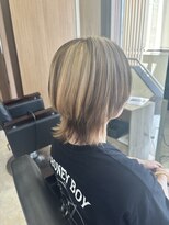 マイノリティー 石橋店(Minority)&nbsp;デザインカラー　ランダムローライト　ショートウルフ