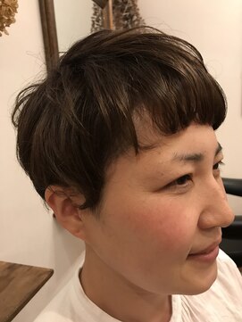 カミリー(Kamily) 透明感スッキリマッシュショート