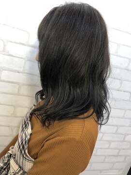 ヘアーアンドラッシュ ジーナ(Hair&Lash Jiina) ダークアッシュ