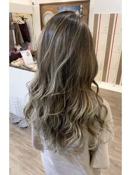 ルーム(.room.) バレイヤージュ