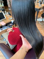 ジーナ 西新(Zina)&nbsp;髪質改善＊大人かわいい暗髪＊うる艶ストレート【Zina 西新】