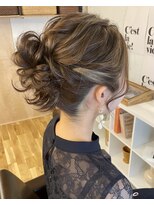 オウン(AUN)&nbsp;ミドルシニヨン