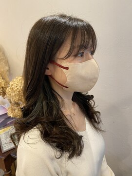 アンテシニヨン(Un the Shiniyon) グリーンインナーカラー☆