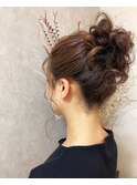 シニヨンアップ　華やかアップヘア