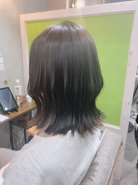 オーヘアー 南柏(OxO Hair) 外ハネ/ミディアム