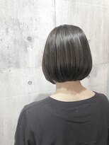 ルアン(Luan)&nbsp;前下がりボブ