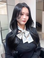 エル バイ アンキシム(elu by AHNKISM)&nbsp;韓国レイヤーカット顔まわりくびれミディアム堀江