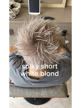 ミナリ(minari) スパイキーショート／ハイトーン