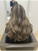 ベージュ系ハイライト