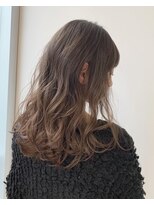 アンブルリュクス 中野(amble luxe)&nbsp;ブリーチなしのダブルカラー/透明感ベージュ