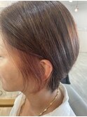 コーラルインナーカラーショートボブ