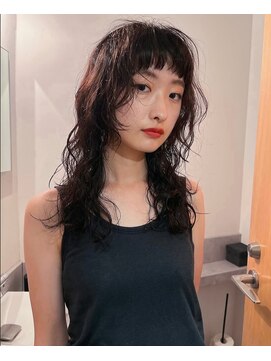 くせ毛風ロングウルフパーマ