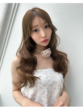 ローウェ 渋谷(Louwe) 透明感ブラウンベージュ