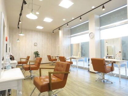 R ヘアーアンドメイク 立野店の写真