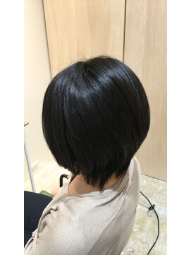 ナノハナ 鹿沼 大人ショートボブスタイル