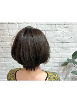 "触れたくなるような柔らかな質感"が叶う◇まっすぐなり過ぎない、ナチュラルストレートに仕上げます♪