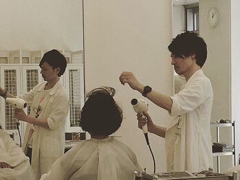 アッシュベー(h.b hair salon)の写真/【西宮/夙川/苦楽園】パリコレクションでのヘアメイク経験あり◎本格技術を最後まで堪能できる♪