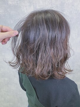 ガーランドウメダ(Garland umeda) スロウカラー×ラベンダーアッシュ×ボブ