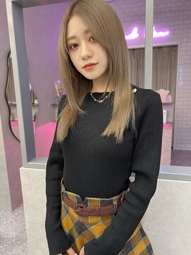 ロンド レア 天神大名店(Lond Le’a) ダブルカラー/インナーカラー/イヤリングカラー/ペールベージュ