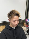ハイトーンメッシュ短髪束感ジェットモヒカン