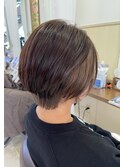《見附　今町》ブリーチインナーカラー　ショートボブ