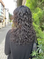 ノーム バイ アウラ(norm. by aura) 外国人風ロングパーマ