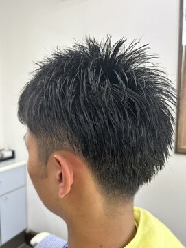 マツイ(MATSUI) ミディアムショートツーブロック