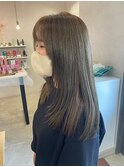 透け感たっぷりの透明感オリーブグレージュ