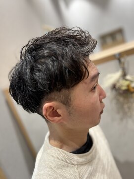 スタイル 大竹(STYLE) 癖毛を活かしたアップバング
