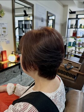 アティラン(Attirant) 大人女性の艶ショート｜低刺激カラー対応×頭皮保護