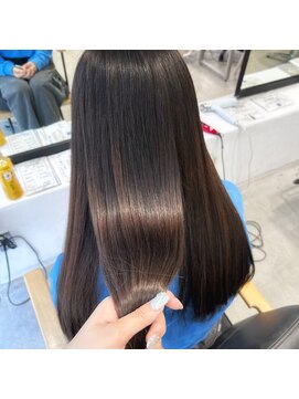 ビューバイネオリーブ 用賀店(Beau'r by neolive) 大人ガーリーダークアッシュ似合わせカットミディアムレイヤー