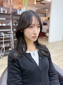 ラクシア(LucxiA) レイヤーカット/顔周りカット/韓国ヘア/前髪カット　@ken__gucci