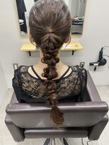 ユウル 横浜(juhl.)&nbsp;編みおろしへセットヘアアレンジ結婚式お呼ばれセット横浜横浜駅