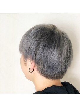 アッシュタカサキ(ash takasaki) 10代20代 モイスチャーマッシュ×グレーアッシュ/ショート