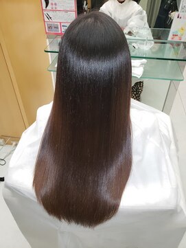 e.m.a プレミアムビューティーサロン 栄駅店(e.m.a PREMIUM BEAUTY SALON) 髪質改善