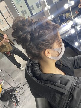 キッススワン(KISS SWAN) アイドルが奏でるゆるゆるーずふわふわお団子ちゃん