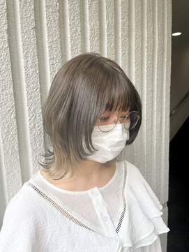 ネオリーブカップ 町田店(Neolive capu) オリーブベージュのウルフカット&イヤリングカラー