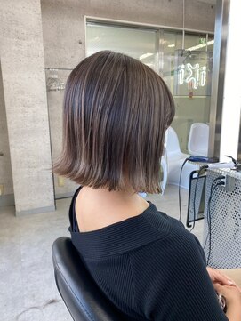 イキ 表参道(iki omotesando) モード/無造作ウェーブ/大人ガーリー[表参道駅]