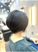 20代30代40代　黒髪でも可愛い　コンパクトショート　本厚木