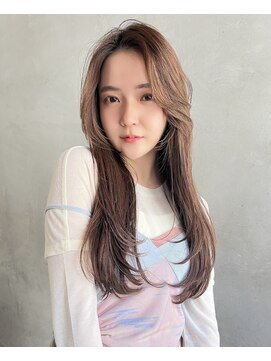 リベルテ(LIBERTE) Liberte銀座 透明感ベージュ×艶髪ロングレイヤー