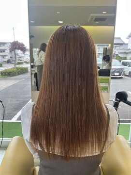 エマビビット 港店(EMA VIVID) ストレートパーマ