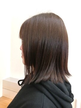 ナチュラル ピュール(Natural pur) きりっぱなしボブ×透明感カラー