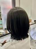 似合う長さへイメージチェンジ色気をプラスしたS字ぱっつんボブ